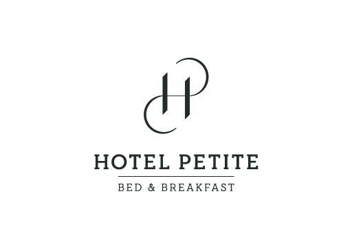 Hotel Petite Bed & Breakfast Logo